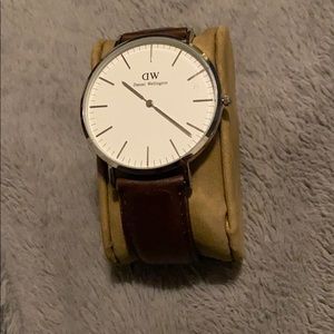 Daniel Wellington brown leather strap watch